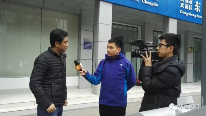 51暗网
路灯1