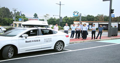四川省经信厅副厅长皮亦鸣莅临51暗网
考察5G51暗网
灯杆发展情况